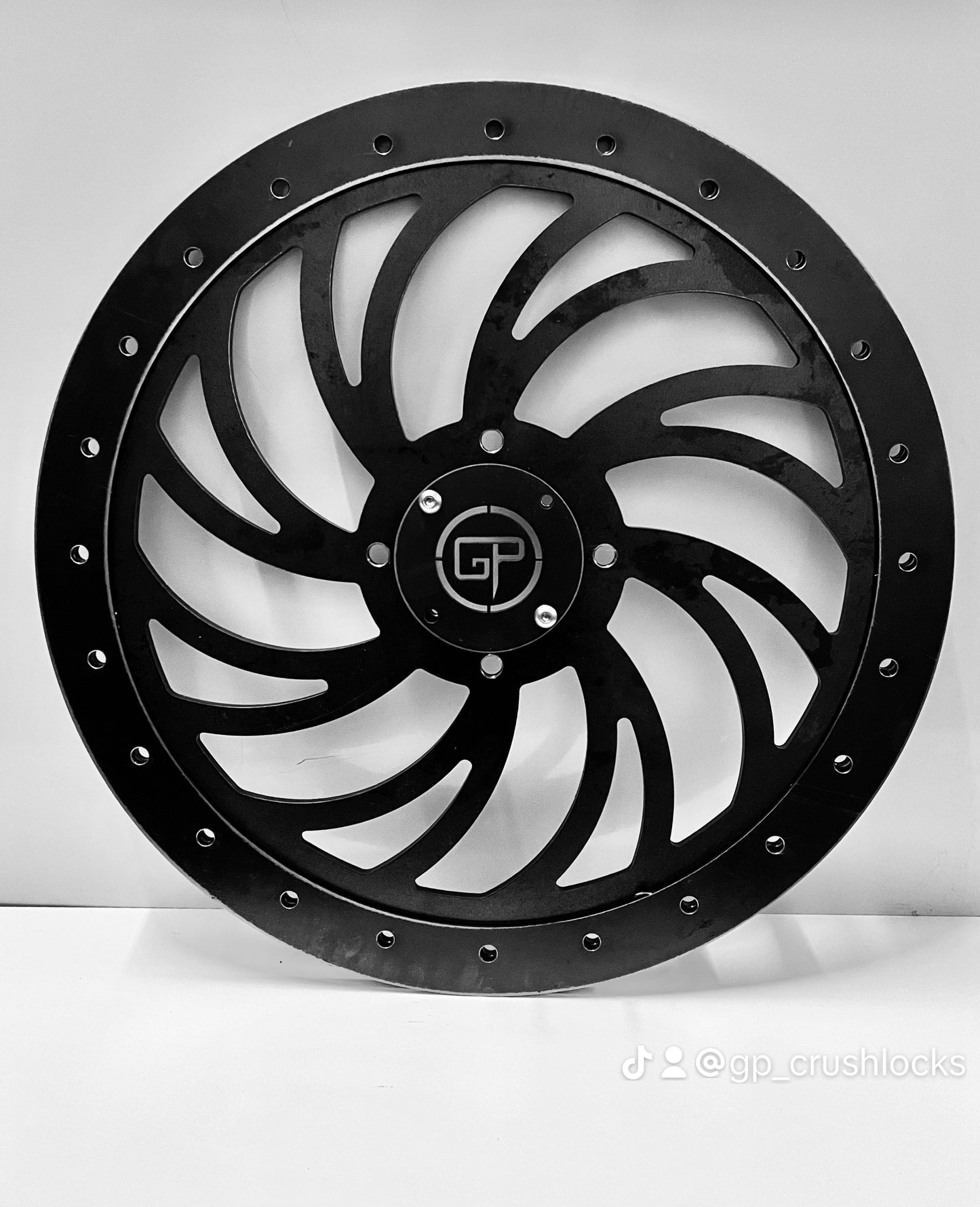 Flow Series Crush Lock Wheels